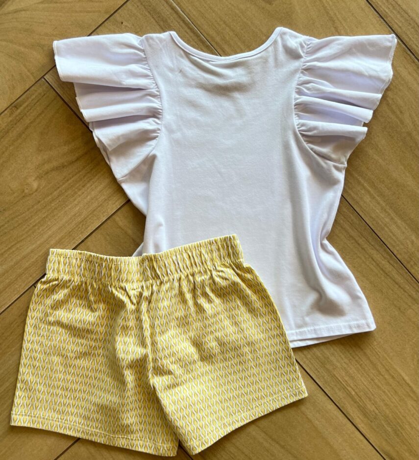 fernandaramoskids com br Conjunto Infantil Feminino Blusa Momentos Alegres e Short Estampado3