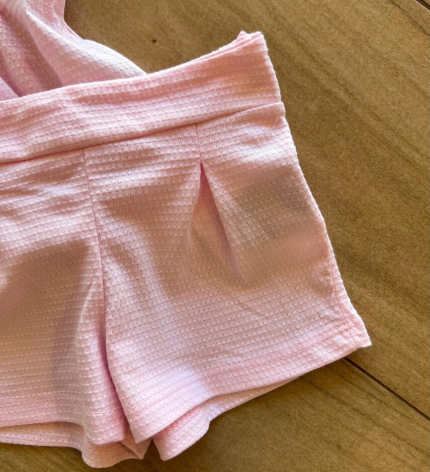 fernandaramoskids com br Conjunto Infantil Feminino Blusa Rodada e Short Rosa Bebê1