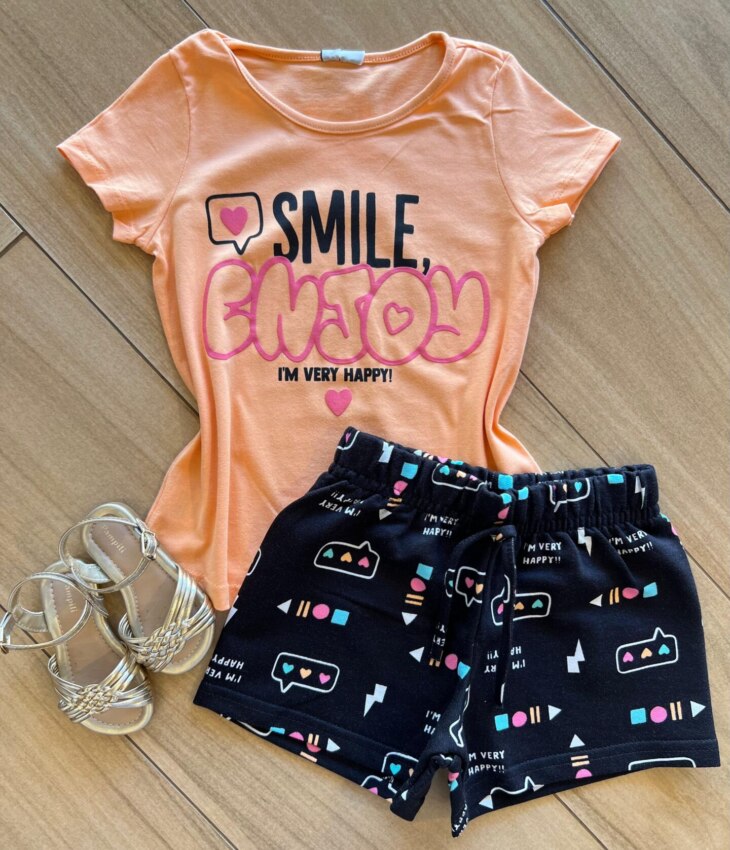 Conjunto Infantil Feminino Blusa Smile Enjoy e Short Estampado Preto Fernanda Ramos Kids