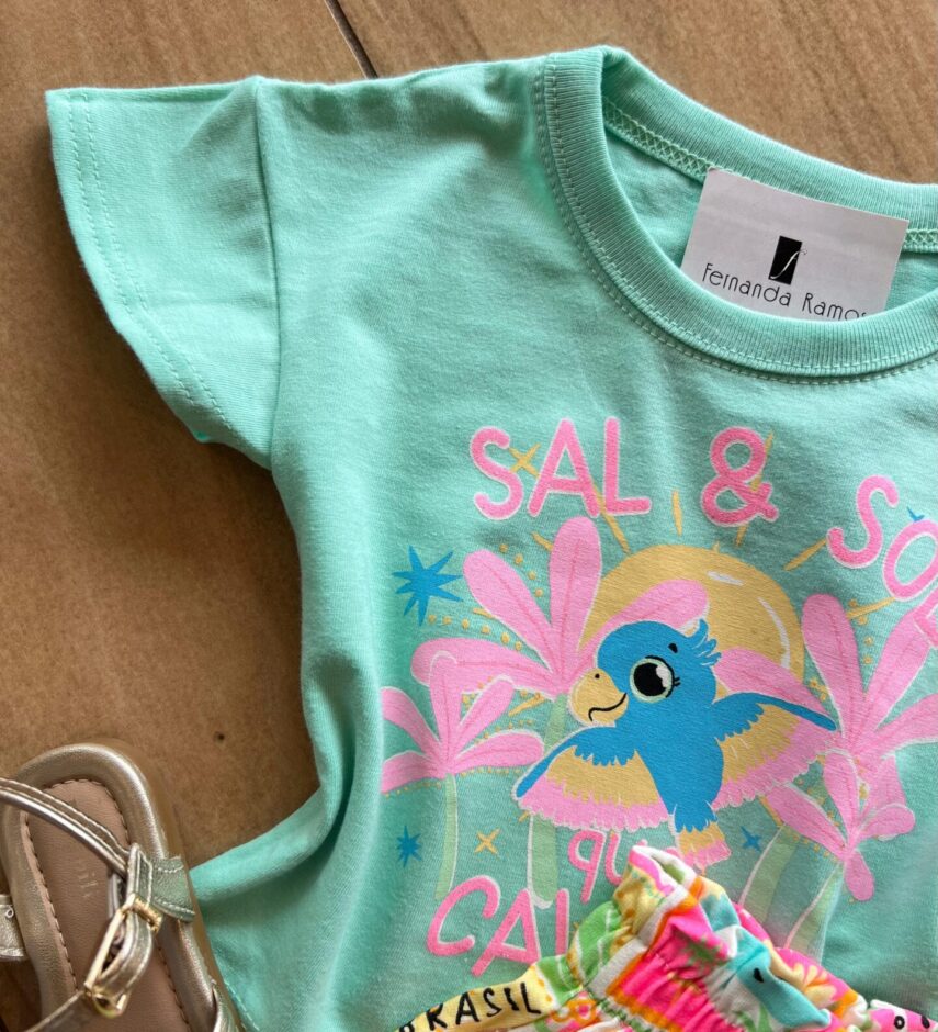 fernandaramoskids com br Conjunto Infantil Feminino Blusa Verde e Short Que Calor Estampado 1