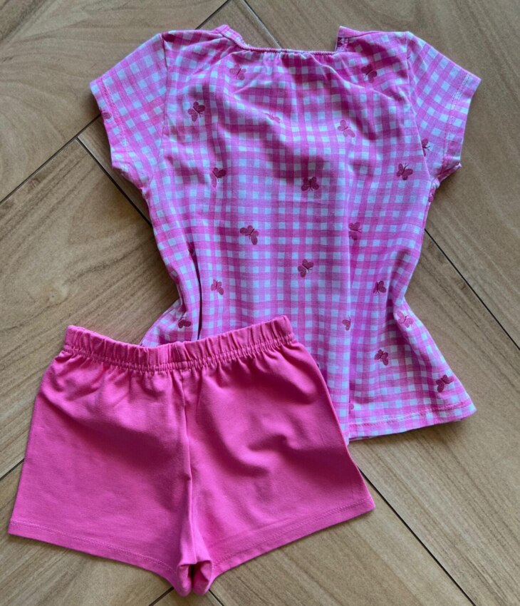 fernandaramoskids com br Conjunto Infantil Feminino Blusa Xafrez com Borboletas e Short Rosa3