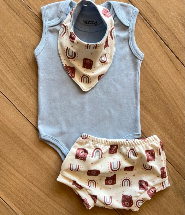 Conjunto Infantil Feminino Body Babador e Short Estampado Fernanda Ramos Kids