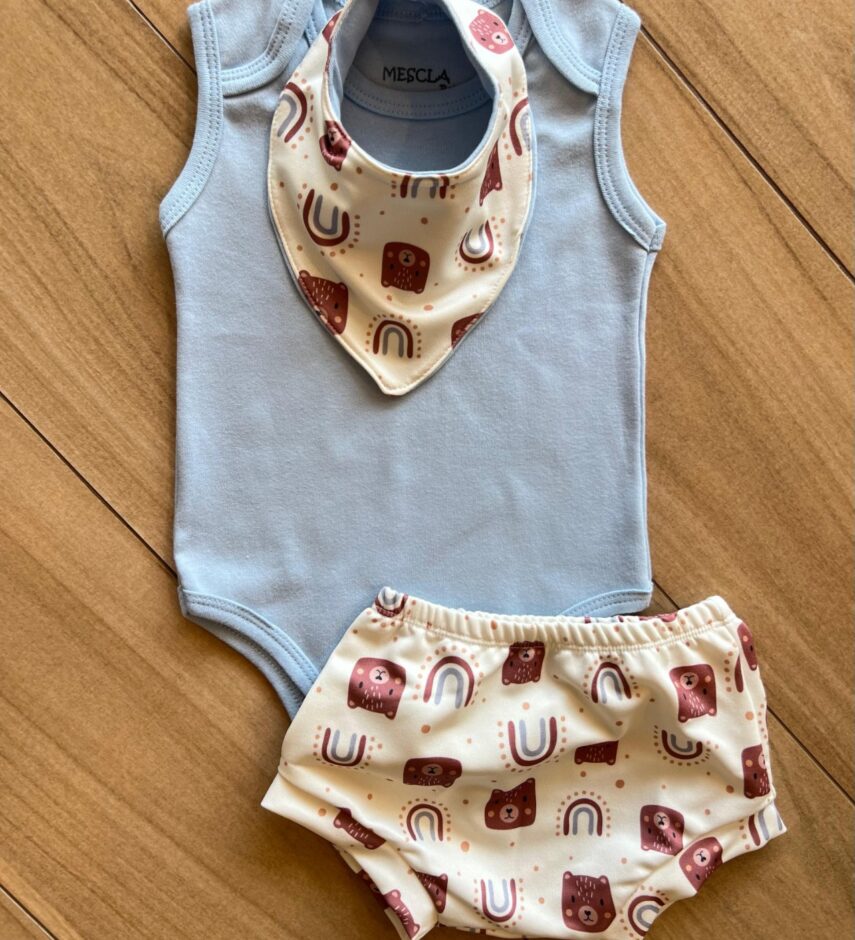 Conjunto Infantil Feminino Body Babador e Short Estampado Fernanda Ramos Kids