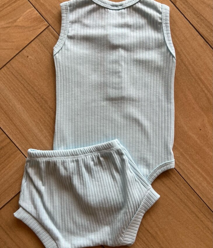 fernandaramoskids com br Conjunto Infantil Feminino Body Regata e Short Azul Bebê3