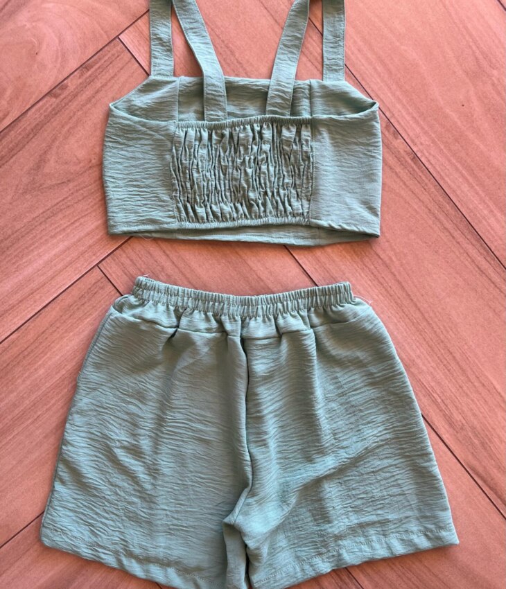 fernandaramoskids com br Conjunto Infantil Feminino Cropped com Lastex e Short Verde Meta 1