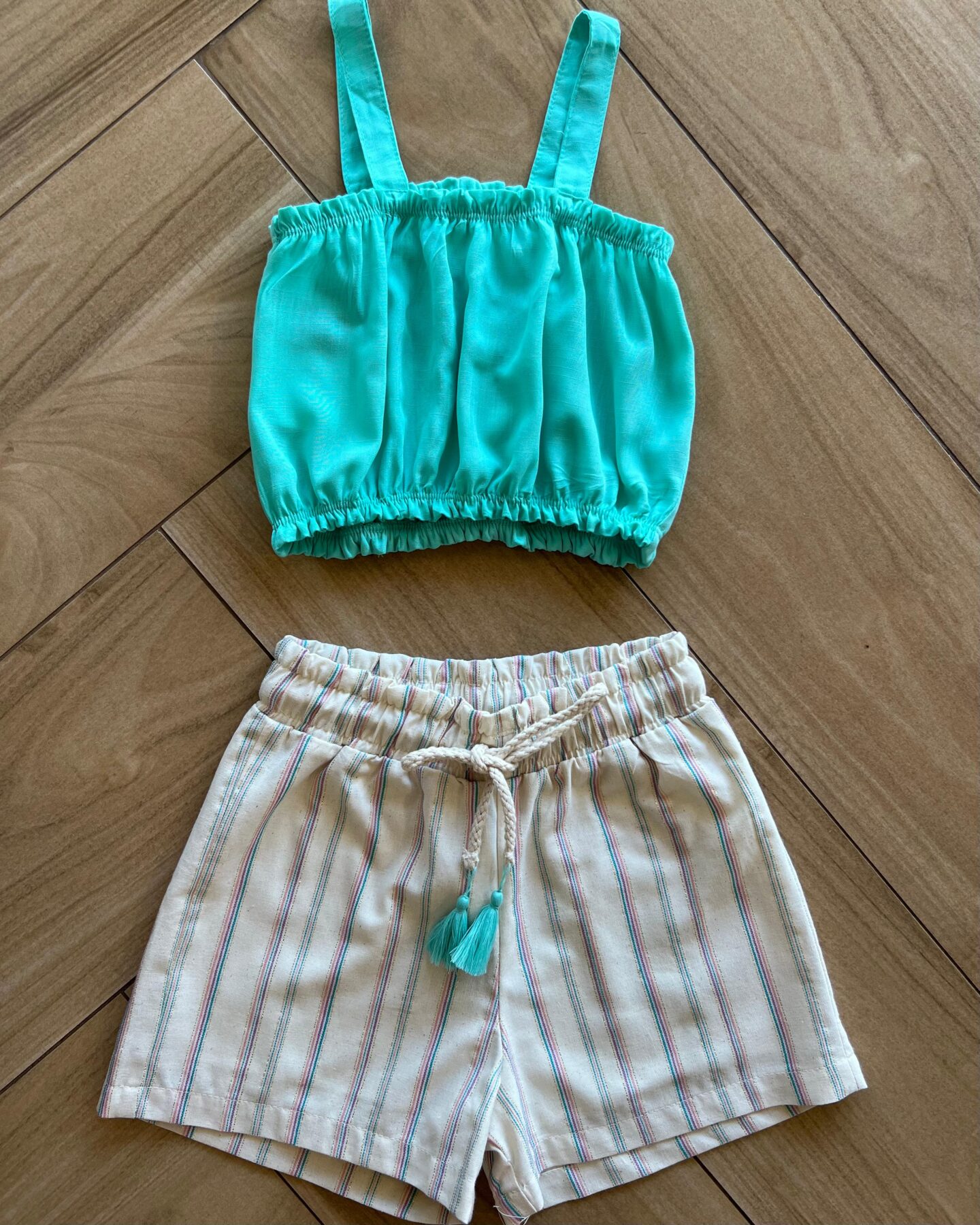 fernandaramoskids com br Conjunto Infantil Feminino Kimono Top e Short Listra Colorida1