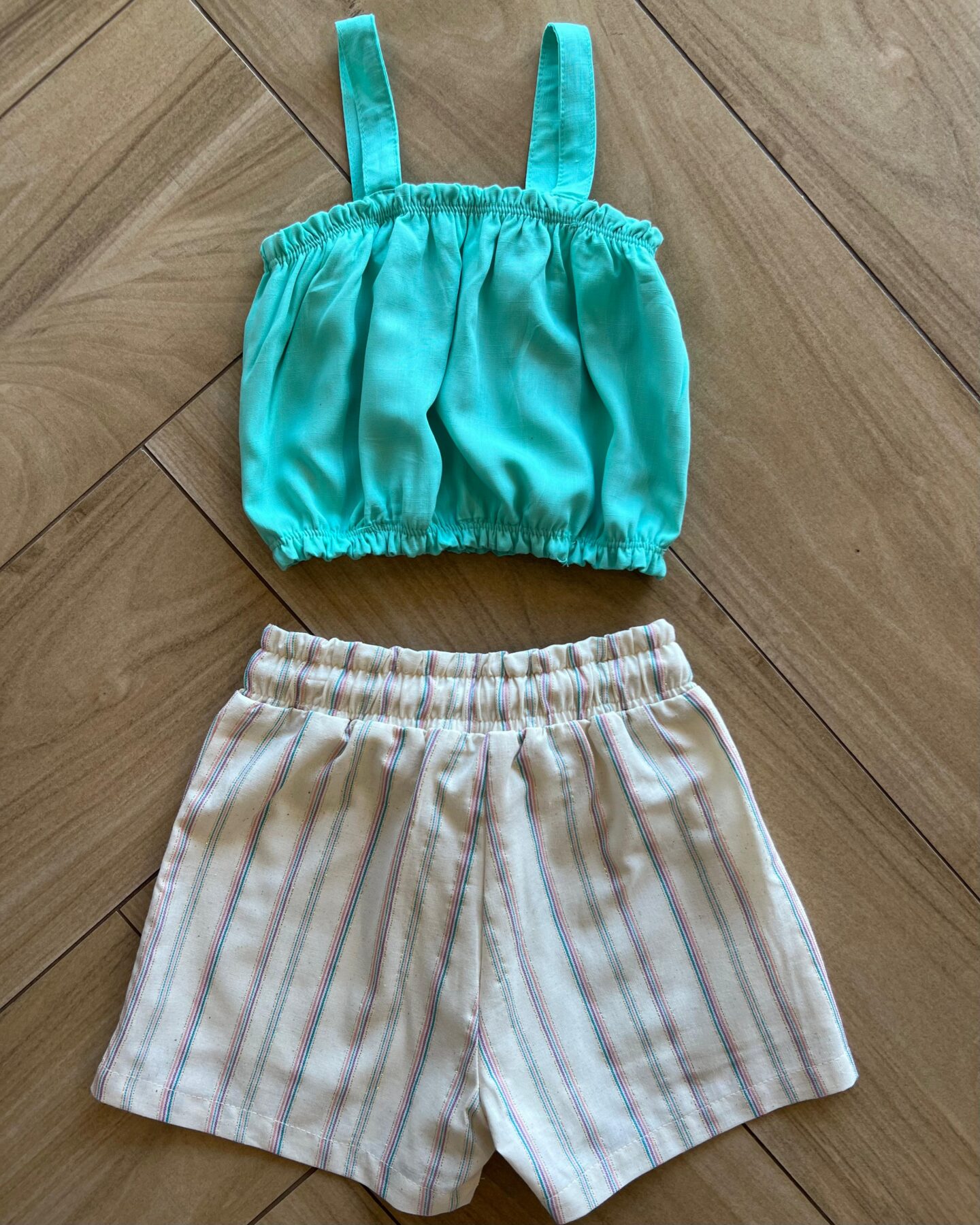 fernandaramoskids com br Conjunto Infantil Feminino Kimono Top e Short Listra Colorida3