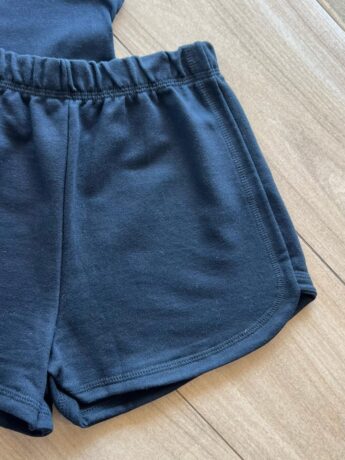 fernandaramoskids com br Conjunto Infantil Feminino Regata Cropped com Strass e Short Preto1