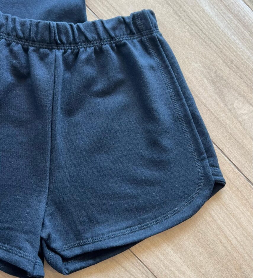 fernandaramoskids com br Conjunto Infantil Feminino Regata Cropped com Strass e Short Preto1