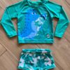Conjunto Infantil Masculino Blusa Térmica e Sunga A Vida é Surf Fernanda Ramos Kids