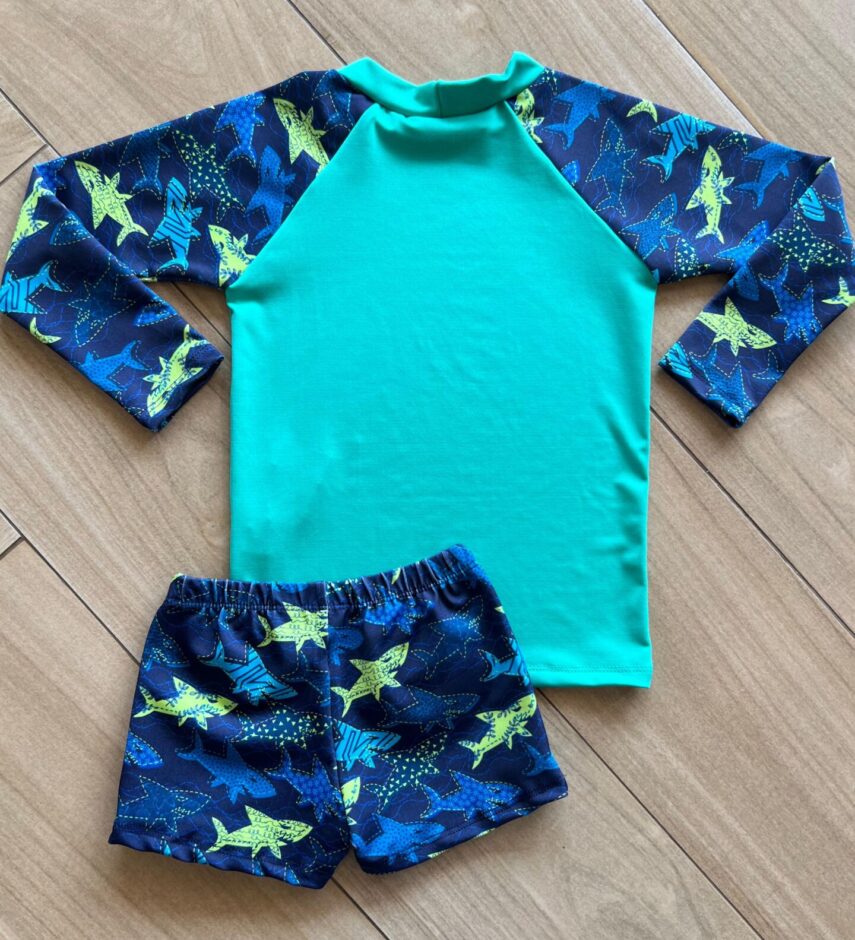 fernandaramoskids com br Conjunto Infantil Masculino Blusa Térmica e Sunga Tubarão 1