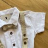 fernandaramoskids com br Conjunto Infantil Masculino Body Branco e Bermuda com Suspensório1
