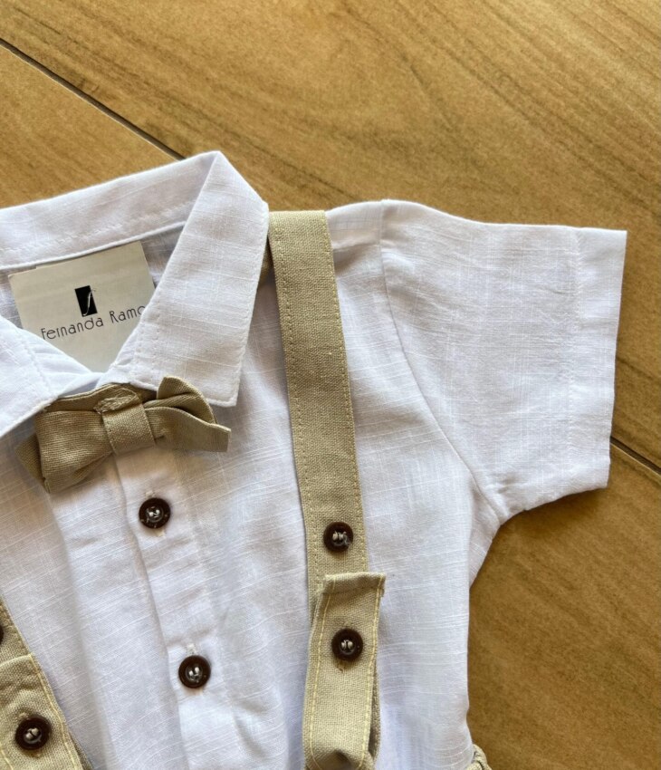 fernandaramoskids com br Conjunto Infantil Masculino Body Branco e Bermuda com Suspensório1