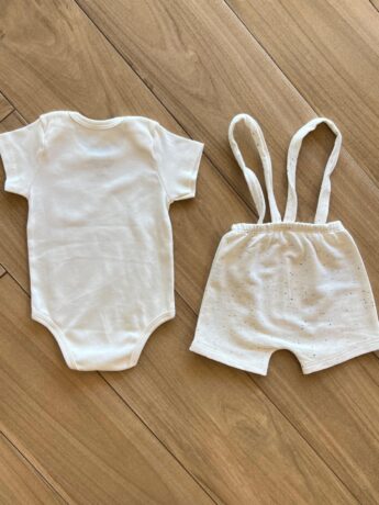 Conjunto Infantil Masculino Body e Jardineira Mesclada Off White Fernanda Ramos Kids