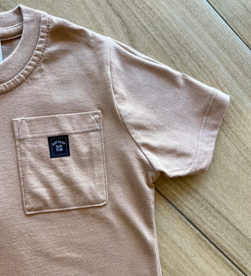 fernandaramoskids com br Conjunto Infantil Masculino Camiseta com Bolso e Bermuda Azul1
