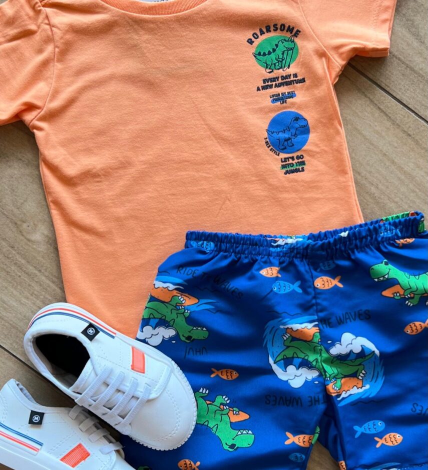 fernandaramoskids com br Conjunto Infantil Masculino Camiseta e Bermuda Mundo Dino Azul 1