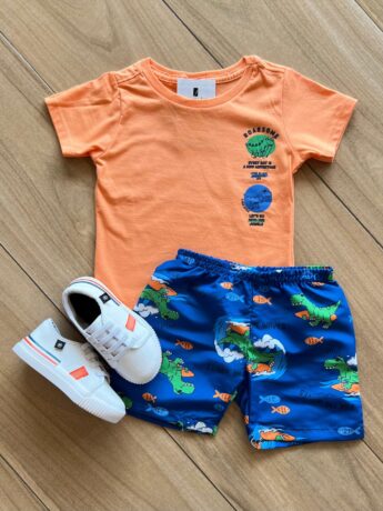 Conjunto Infantil Masculino Camiseta e Bermuda Mundo Dino Azul Fernanda Ramos Kids