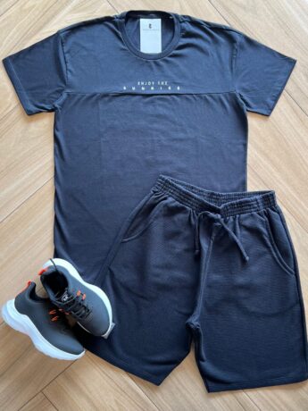 Conjunto Infantil Masculino Camiseta Enjoy e Bermuda Preto Fernanda Ramos Kids