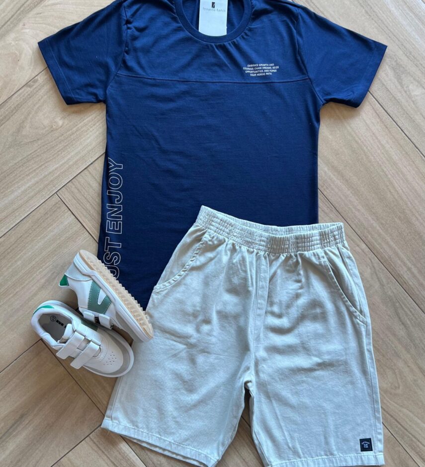 Conjunto Infantil Masculino Camiseta Just Enjoy e Bermuda Bege Fernanda Ramos Kids