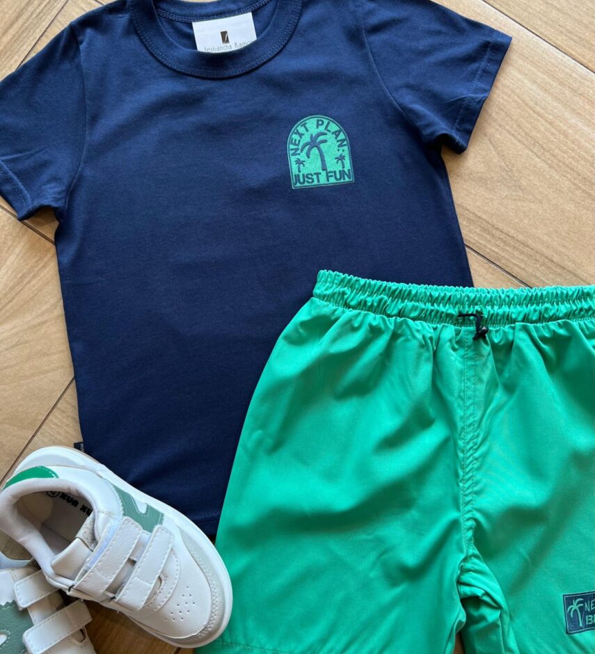 fernandaramoskids com br Conjunto Infantil Masculino Camiseta Just Fun e Bermuda Verde1