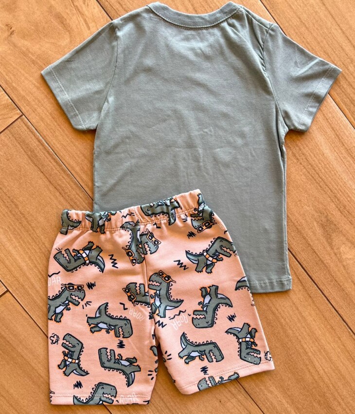 Conjunto Infantil Masculino Camiseta Roarrr e Bermuda Estampada Fernanda Ramos Kids
