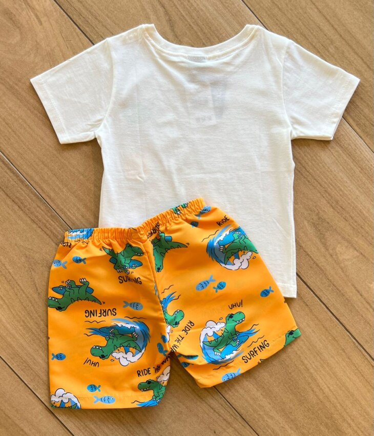 fernandaramoskids com br Conjunto Infantil Masculino Camiseta Roarsome e Bermuda Estampada2