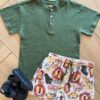Conjunto Infantil Masculino Camiseta Verde Musgo e Bermuda Safari Fernanda Ramos Kids