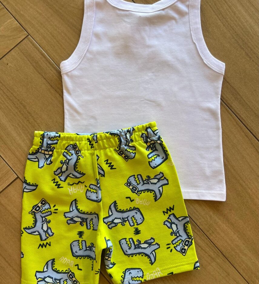 fernandaramoskids com br Conjunto Infantil Masculino Regata T Rex Dino e Bermuda Estampada3