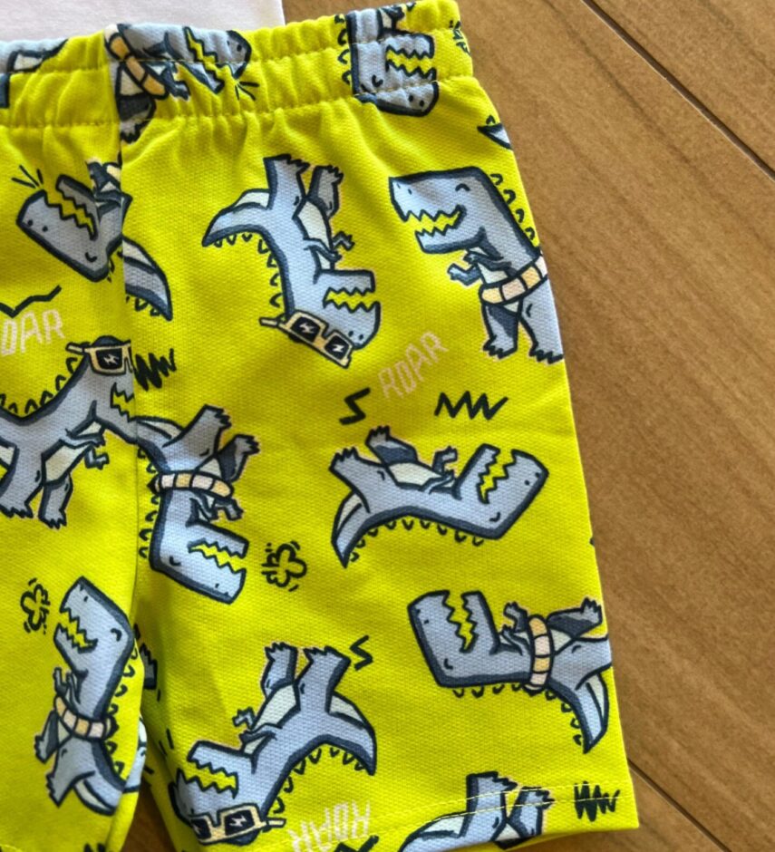fernandaramoskids com br Conjunto Infantil Masculino Regata T Rex Dino e Bermuda Estampada2