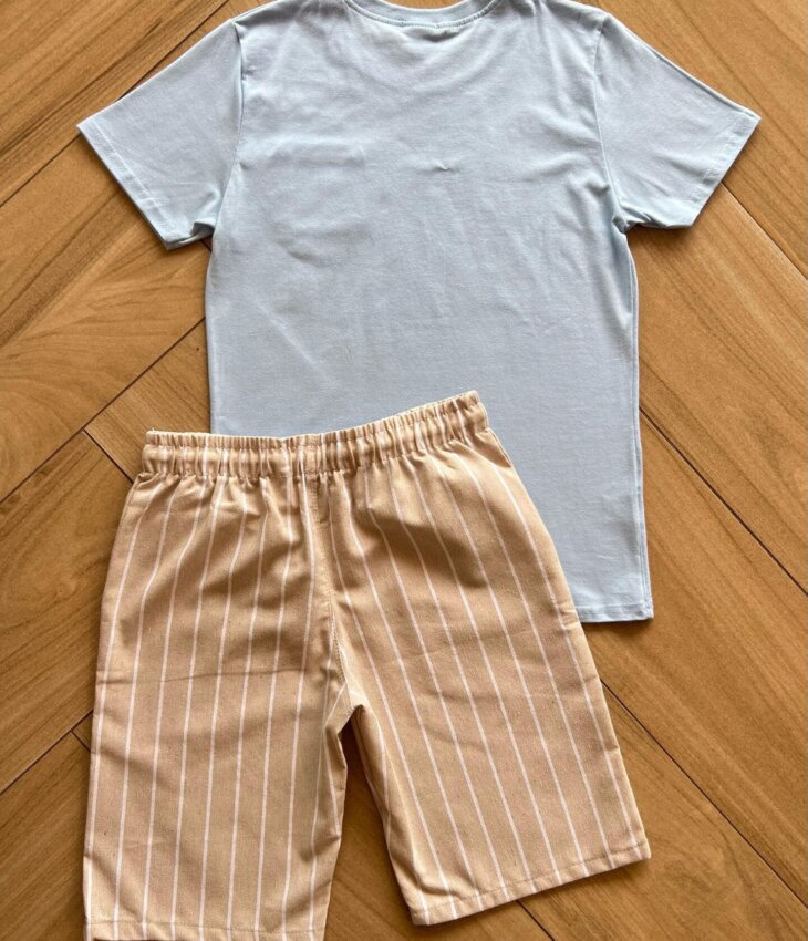 fernandaramoskids com br Conjunto Masculino Camiseta Azul Bebê e Bermuda Listrada 2