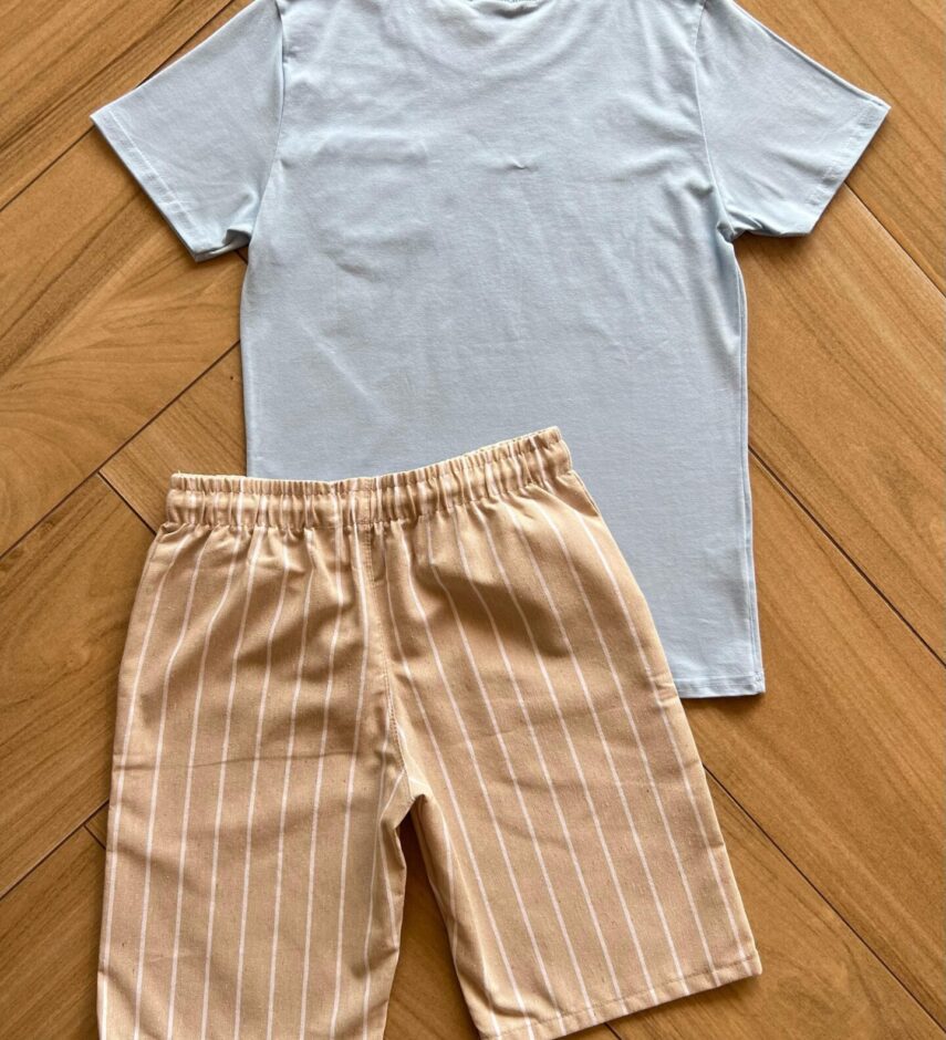 fernandaramoskids com br Conjunto Masculino Camiseta Azul Bebê e Bermuda Listrada 2