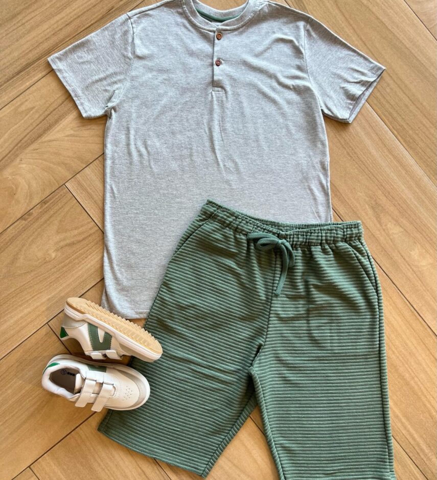 Conjunto Masculino Camiseta com Botões e Bermuda Verde Fernanda Ramos Kids