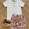 Conjunto Masculino Camiseta Creme e Bermuda Caramelo Fernanda ramos kids