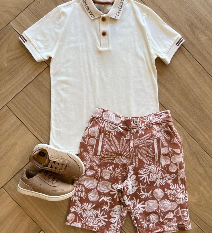 Conjunto Masculino Camiseta Creme e Bermuda Caramelo Fernanda ramos kids