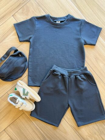 Conjunto Masculino Camiseta e Bermuda Preta com Pochete Fernanda Ramos Kids