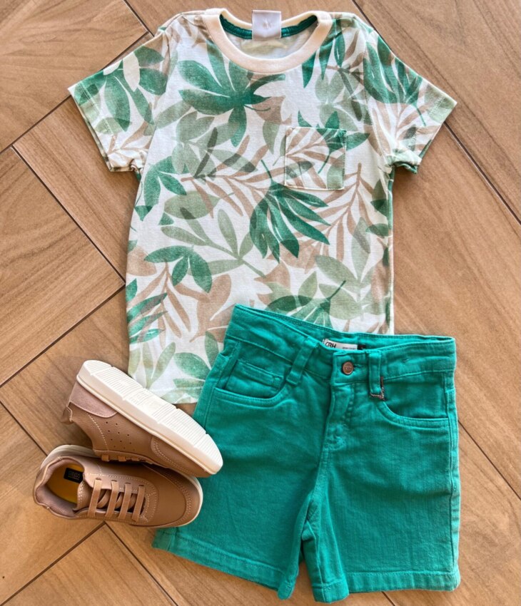 Conjunto Masculino Camiseta Folhas e Bermuda Verde Fernanda Ramos Kids