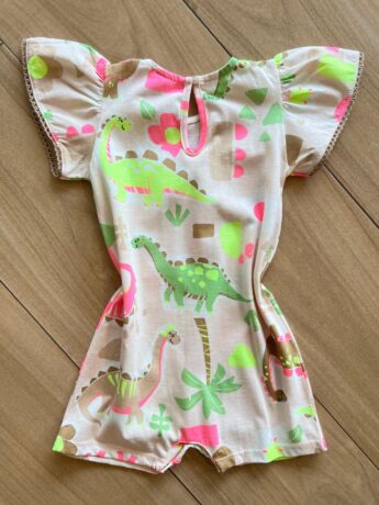fernandaramoskids com br Macaquinho Infantil Feminino Meia Malha com Faixa Estampado2