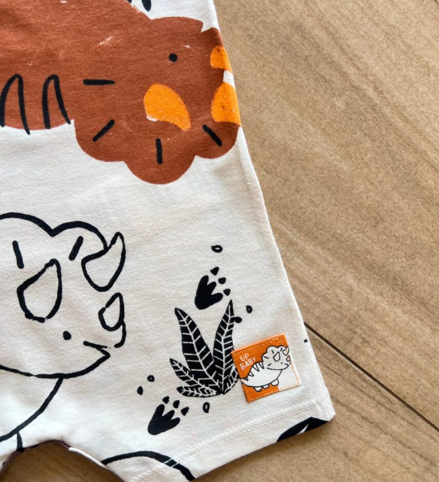 fernandaramoskids com br Macaquinho Infantil Masculino Manga Curta Meia Malha Bege1