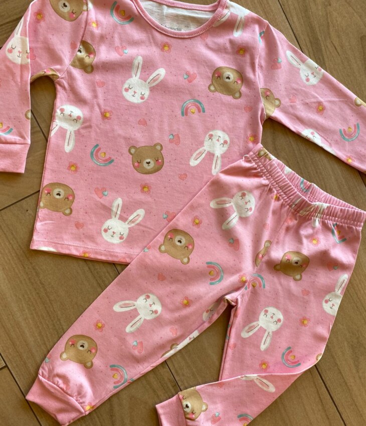 fernandaramoskids com br Pijama Infantil Feminino Blusa Manga Longa e Calça com Bichinhos1