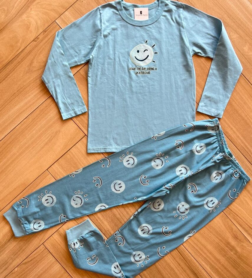 Pijama Infantil Masculino Blusa e Calça Estampa Carinha Feliz Fernanda Ramos Kids