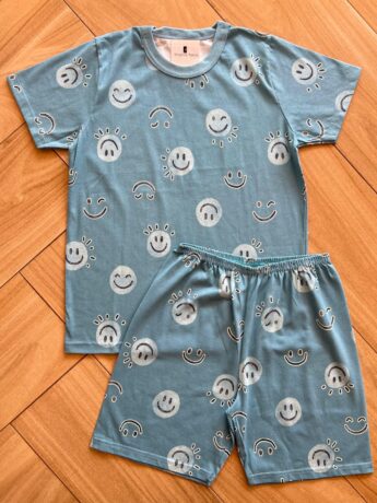 Pijama Infantil Masculino Camiseta e Bermuda Carinha Feliz Fernanda Ramos Kids