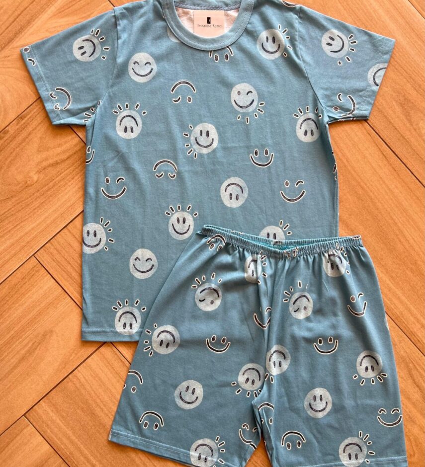 Pijama Infantil Masculino Camiseta e Bermuda Carinha Feliz Fernanda Ramos Kids