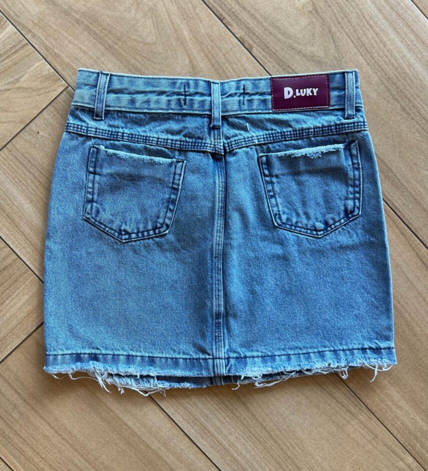 fernandaramoskids com br Saia Infantil Feminina Jeans Curta com Aplicações e Bolso2
