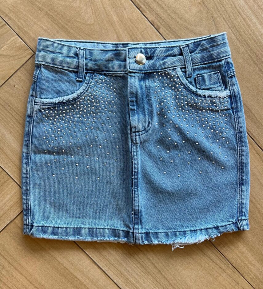 Saia Infantil Feminina Jeans Curta com Aplicações e Bolso Fernanda Ramos Kids