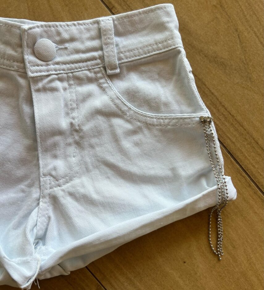 fernandaramoskids com br Short Infantil Feminino Jeans Detalhe em Strass Branco1