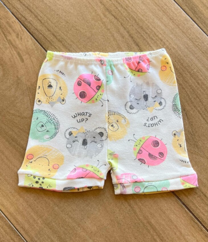 Short Infantil Feminino Lilás Estampa What´s Up Off White Fernanda Ramos Kids