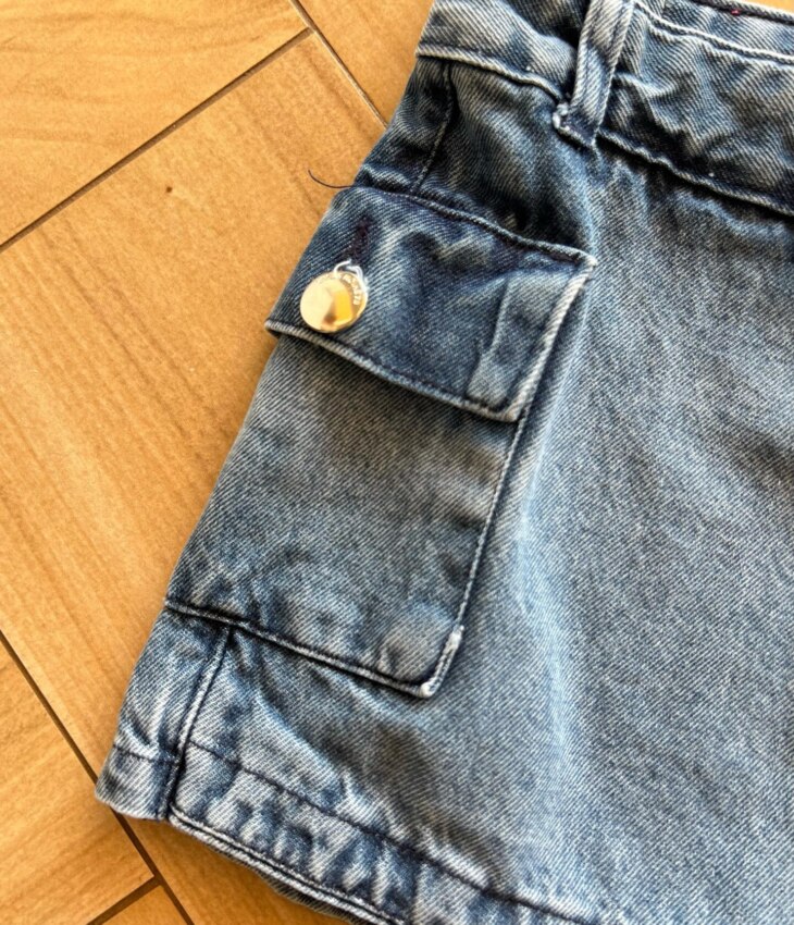 fernandaramoskids com br Short Saia Infantil Feminino Jeans com Bolsos e Detalhes1