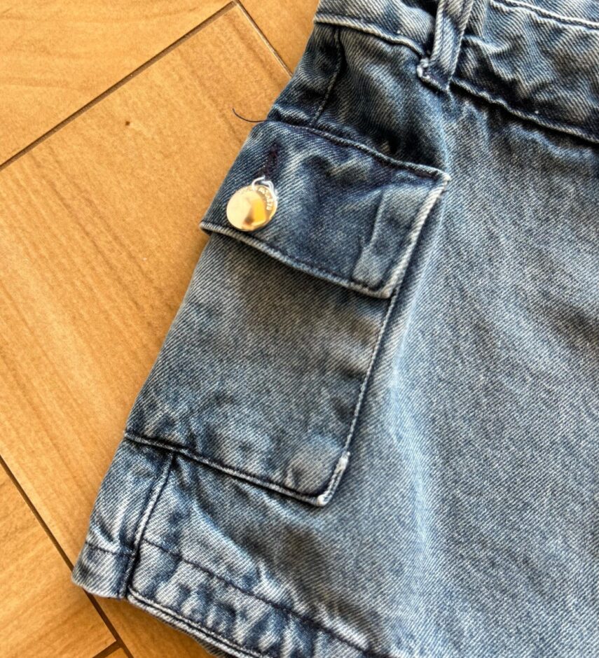 fernandaramoskids com br Short Saia Infantil Feminino Jeans com Bolsos e Detalhes1