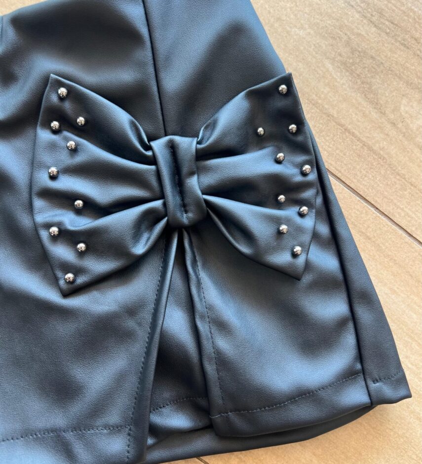 fernandaramoskids com br Short Saia Infantil Feminino Laço Preto 1