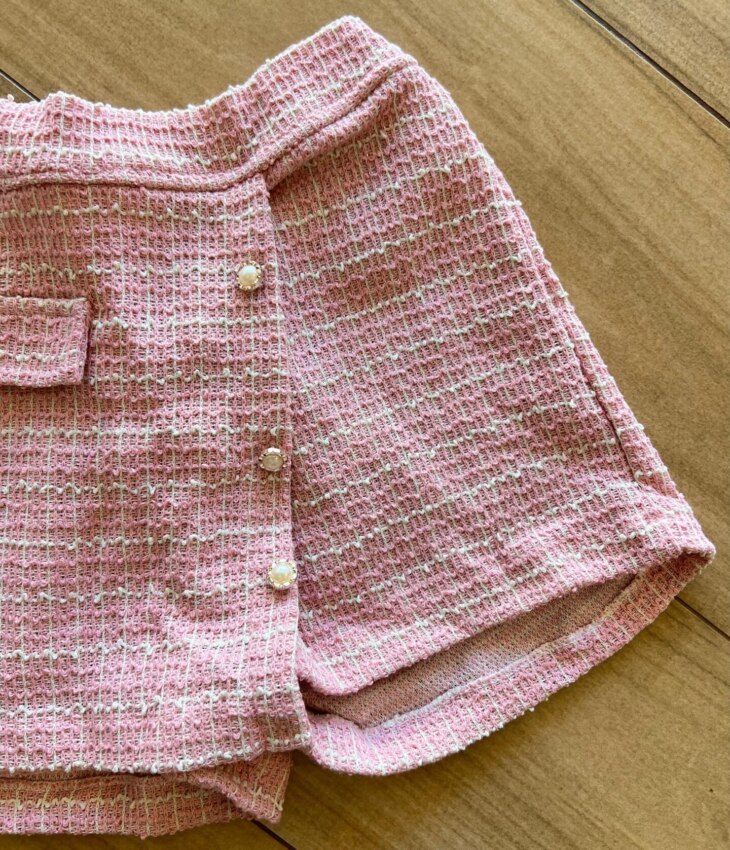 fernandaramoskids com br Short Saia Infantil Feminino Rosa com Detalhes em Perolas nos Botões 1
